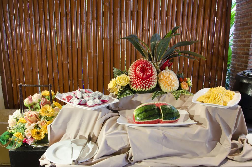 Shanaya Beach Resort & Spa Phuket Patong Buitenkant foto