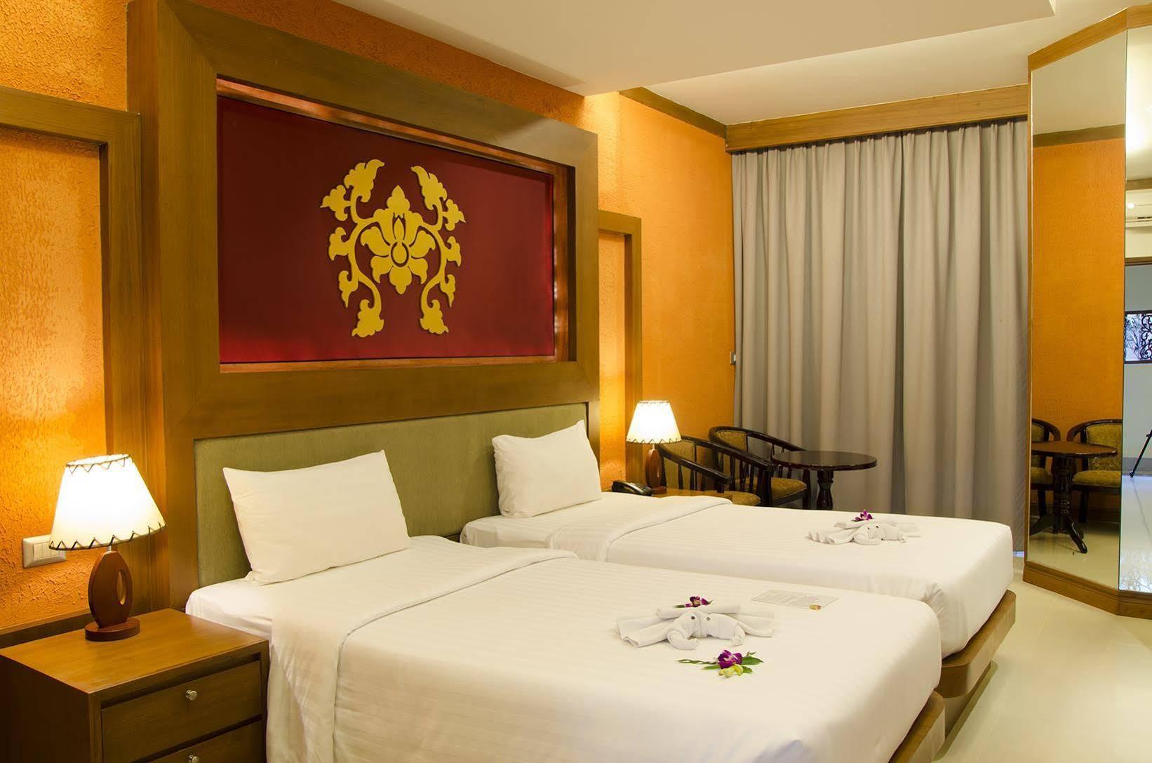 Shanaya Beach Resort & Spa Phuket Patong Buitenkant foto