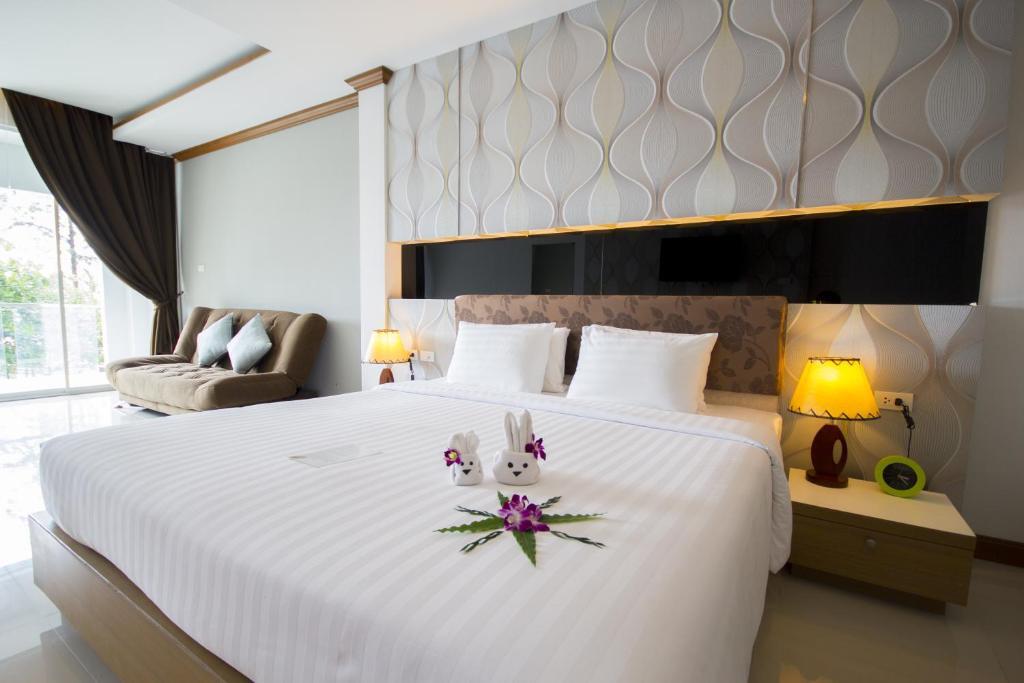 Shanaya Beach Resort & Spa Phuket Patong Buitenkant foto